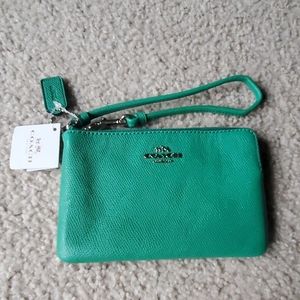 Wristlet